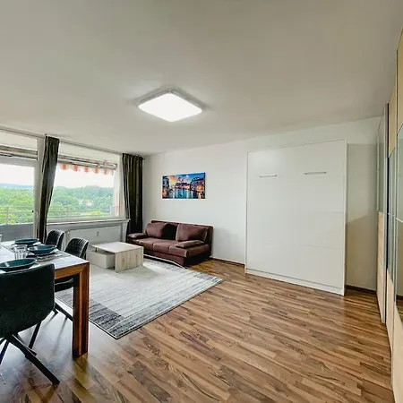 Mit Gruener Aussicht! * Andernach